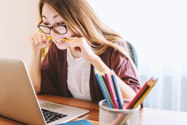 how to make money in college
