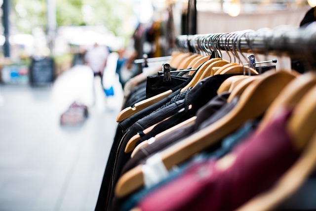 2. Selling Products Online: The Power of E-commerce